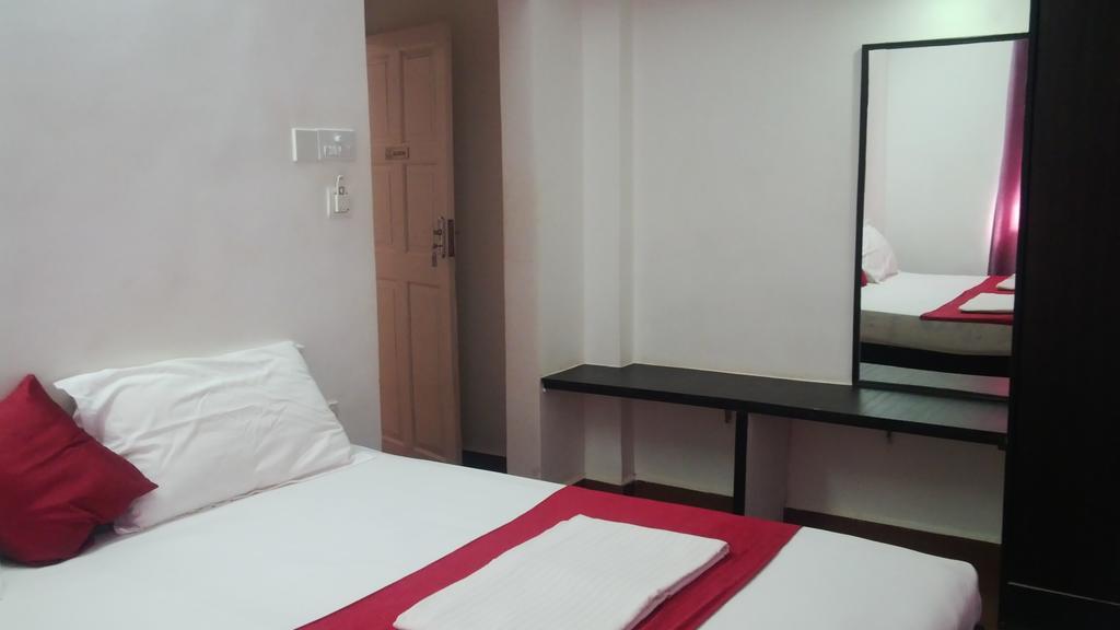 Bed and Breakfast Sugar Plum Macedo Palms Бага Экстерьер фото
