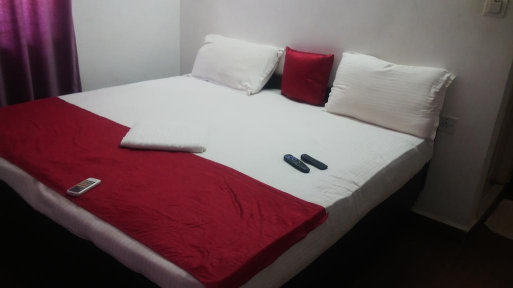Bed and Breakfast Sugar Plum Macedo Palms Бага Экстерьер фото